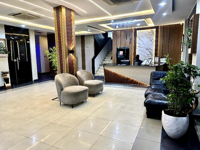 Public Area 2, Park Hotels, Obio/Akp