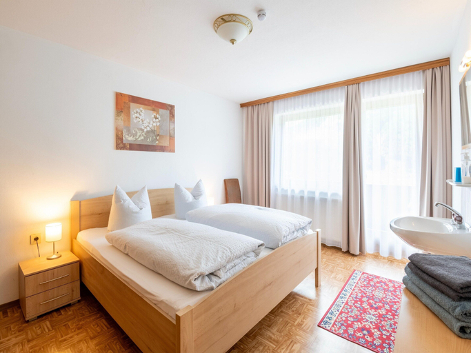 Bedroom 2, Chalet in Mayrhofen Near Penken Ski Lift, Schwaz