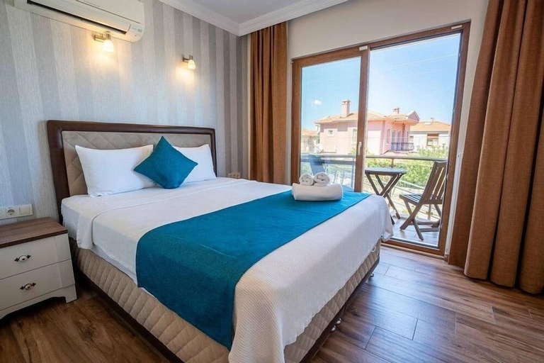 Others 4, Cunda Giritlioğlu Otel, Ayvalık