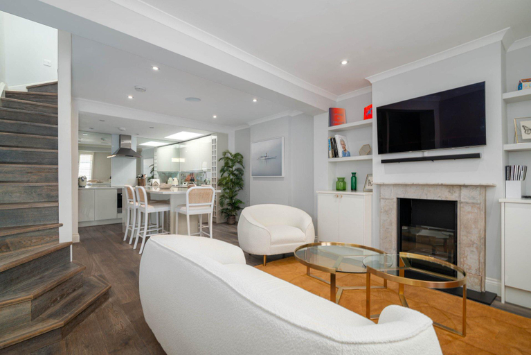 Others 5, GuestReady - Modern Apt in Chelsea with a Terrace, London
