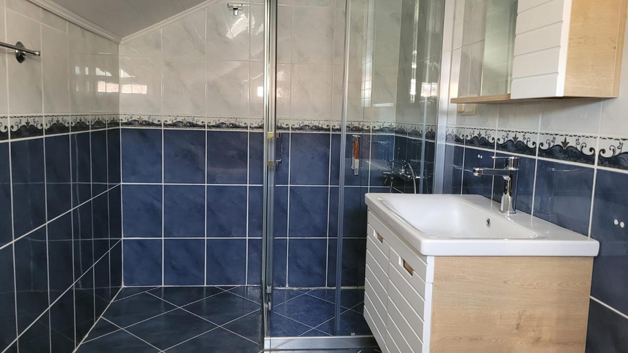Bathroom 3, Tayfun Apart, Fethiye