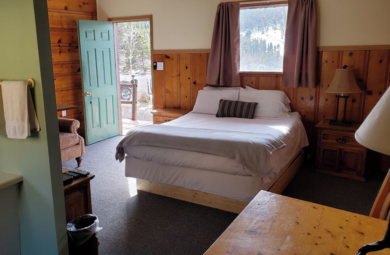 Room 5, Sundance Lodge, Boulder
