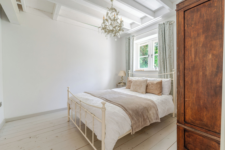 Room 3, Cottage Bellflower Bath, Bath and North East Somerset