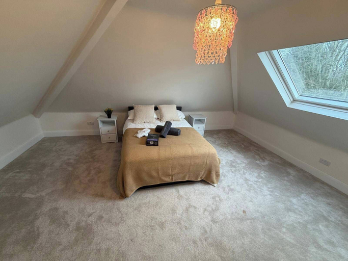Room 2, 1 Bed - Sleeps 2 - Free Parking, London