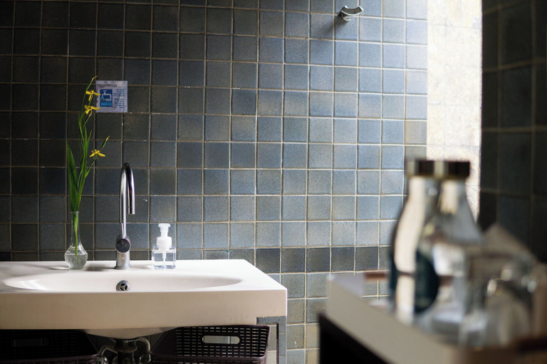 Bathroom 5, Puri Tupai, Gianyar