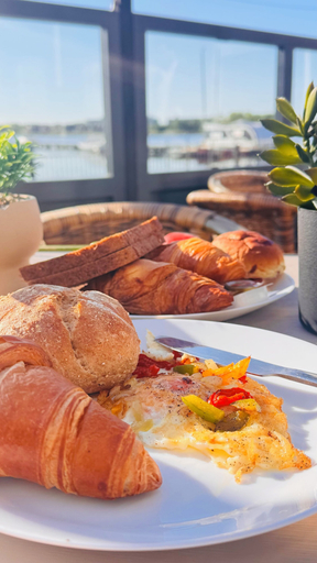 Breakfast buffet 3, Weromerie Premium Hotel and Apartment, Wormerland