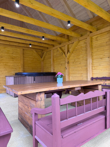 Others 4, Apartamenty Nad Rzeka z balia, Nowy Targ
