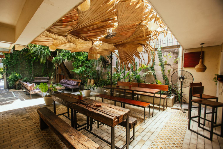 Food & Drinks 5, Drop Inn Hostels, Thimbirigasyaya