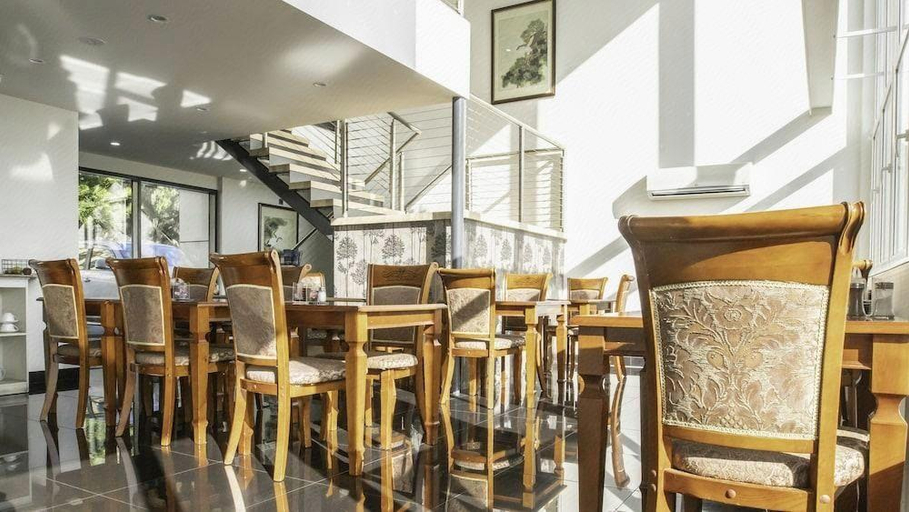 Food & Drinks 4, Areca Launceston, Launceston - Pt B