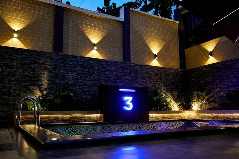 Pool 5, AJ3 LUXURY HOME, Mfoundi