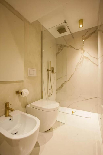 Bathroom 5, Cà del Duca Venezia, Venezia