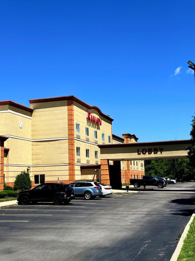 Exterior & Views 2, Ramada by Wyndham Glendale Heights/Lombard, Dupage