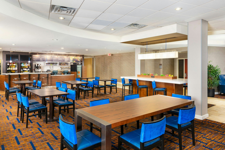 Food & Drinks 4, Courtyard by Marriott Phoenix North/Happy Valley, Maricopa