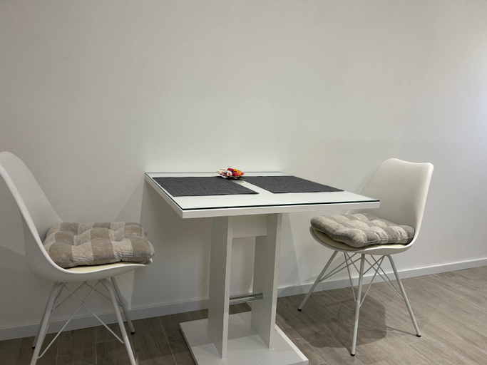 Others 3, Apartmani Milka i Jozo, Omiš