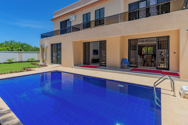Pool 5, 2 or 3 Bedroom - A&E Residence, Msambweni