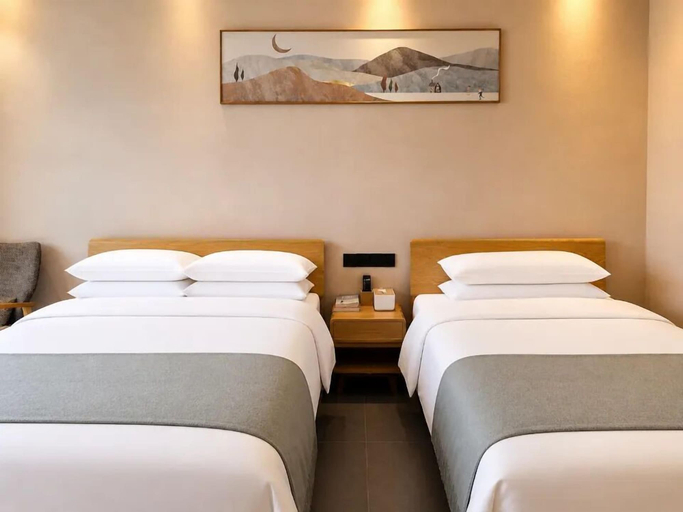 Room 3, Houshan Park House, Ili Kazakh
