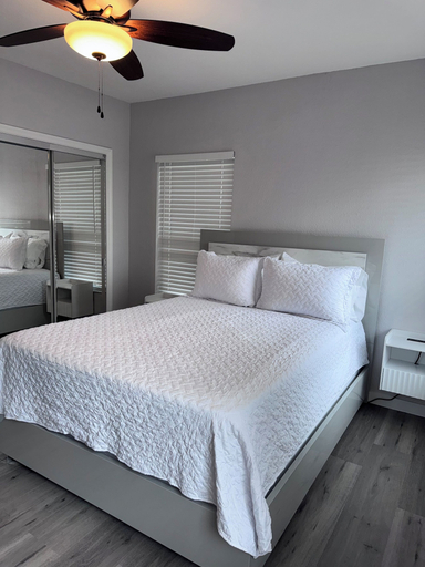 Room 1, The Tel Ft. Lauderdale, Broward