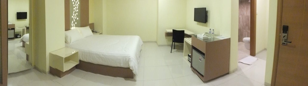 Room 5, Studio Inn & Suites, Semarang