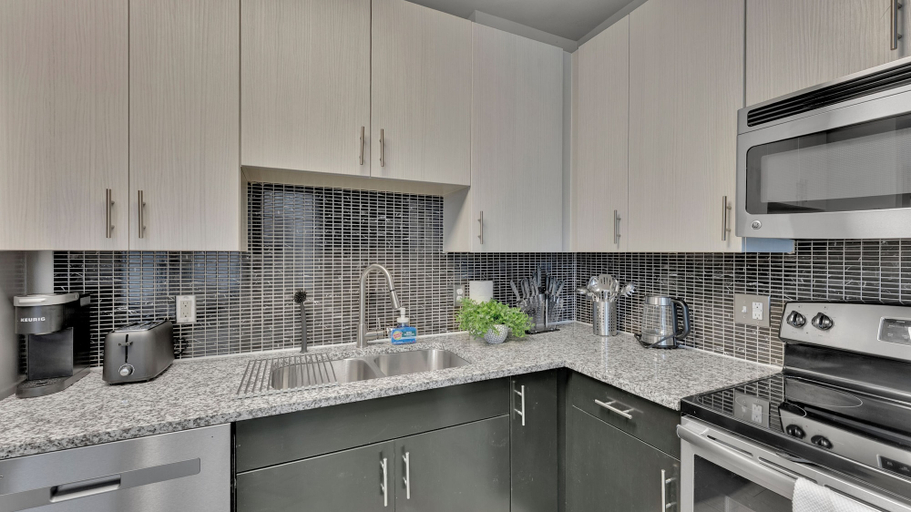 Private kitchen 4, Apartmint at Bell Katy Trail Dallas, Dallas