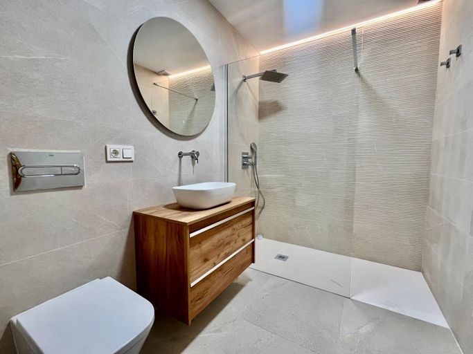 Bathroom 4, Villa Jupiter by Albir Proper Properties, Alicante