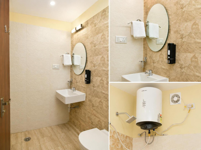 Bathroom 4, Deluxe AC Room in 4BHK Corporate service Aparment Manyata Tech Park, Bangalore