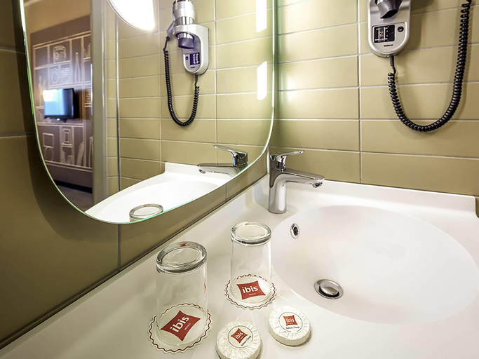 Bathroom 4, Ibis Konya, Selçuklu