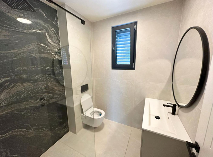 Bathroom, Leonarda Waterfront Residences, Zadar