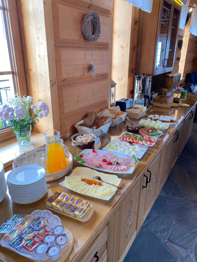 Food & Drinks 4, Willa na Borku, Nowy Targ