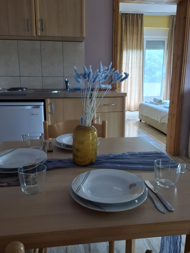 Others 5, Mali Medved Ulcinj