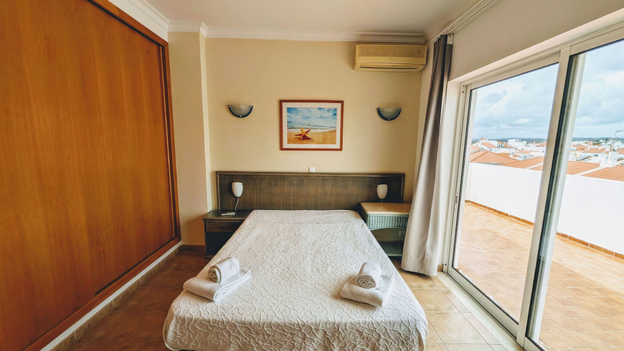 Bedroom 3, Apartamentos Turisticos Algoa Praia, Castro Marim