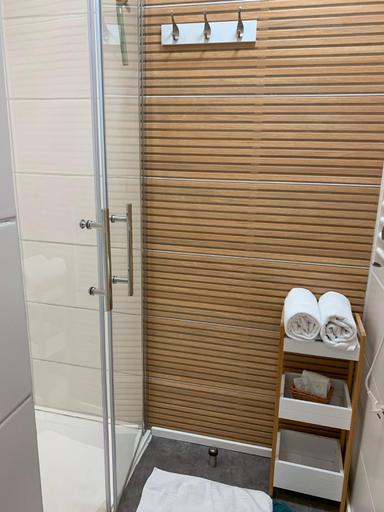 Bathroom 3, Restaurant Landgasthof Zum Wiesengrund, Trier-Saarburg