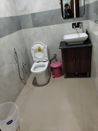 Bathroom, HOTEL KAMAL RESIDENCY BY UK SEASON, Tehri Garhwal