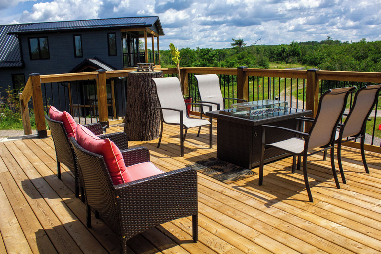 Terrace/patio 5, Bridgewater Resort, Hastings