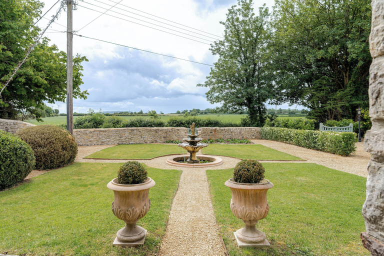 Property grounds 5, Cottage Bellflower Bath, Bath and North East Somerset