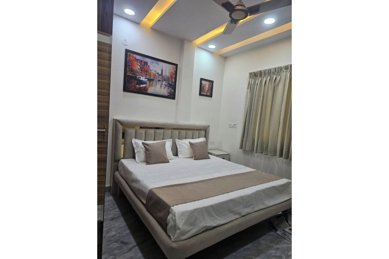 Room 5, Hotel La Rio, Delhi