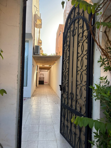 Exterior detail, OrbitNet-Al Khatim, Al Madinah Al Munawwarah