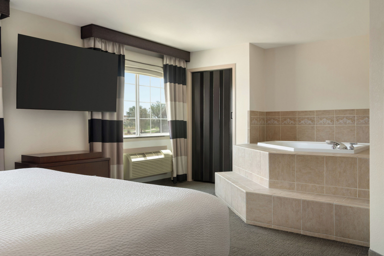 Bedroom 3, Ramada by Wyndham Del Rio, Val Verde