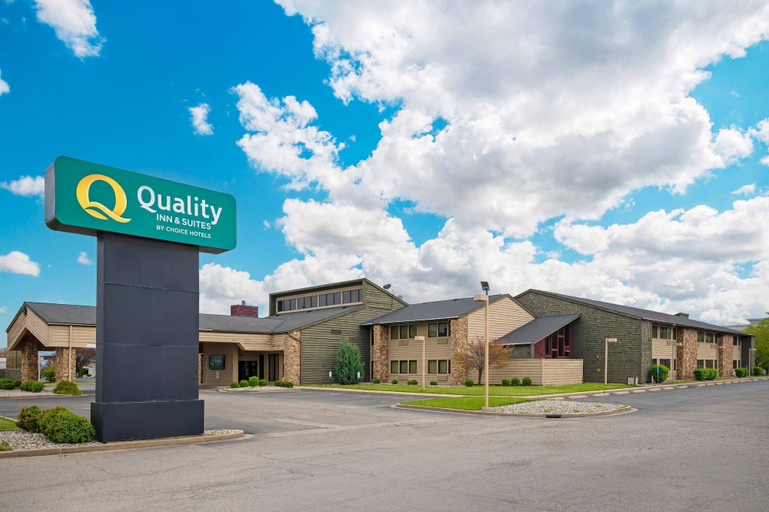 Exterior & Views 2, Quality Inn & Suites Goshen, Elkhart