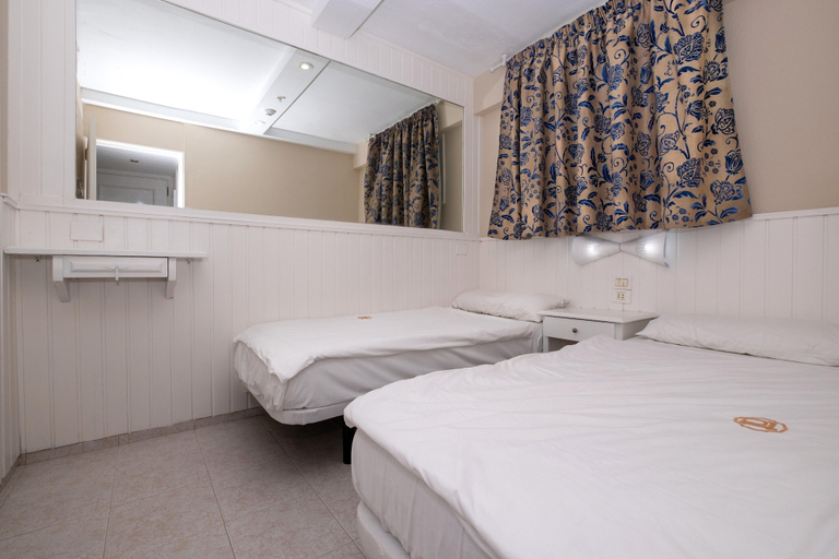 Bedroom 2, Apartamentos Teneguia, Santa Cruz de Tenerife