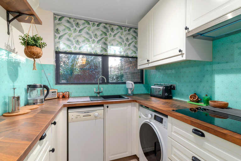 Others 5, GuestReady - Beautiful 2BR Townhouse w Garden, London