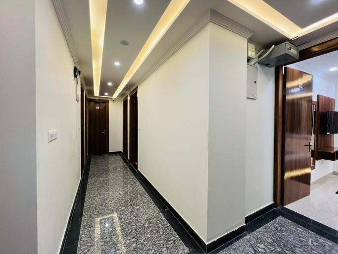 Lobby 5, Sitara Premium Gangotri Palace, Tapovan, Garhwal