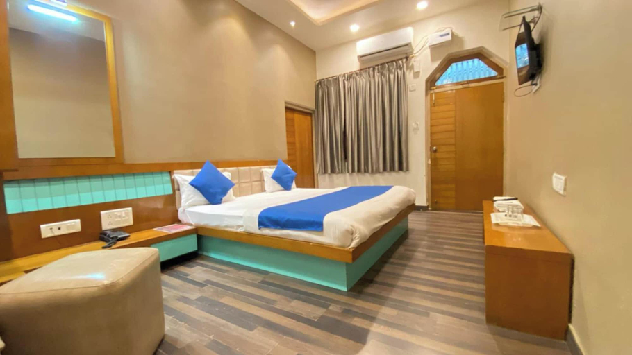 Room 3, Hotel Raghupati Ayodhya, Faizabad