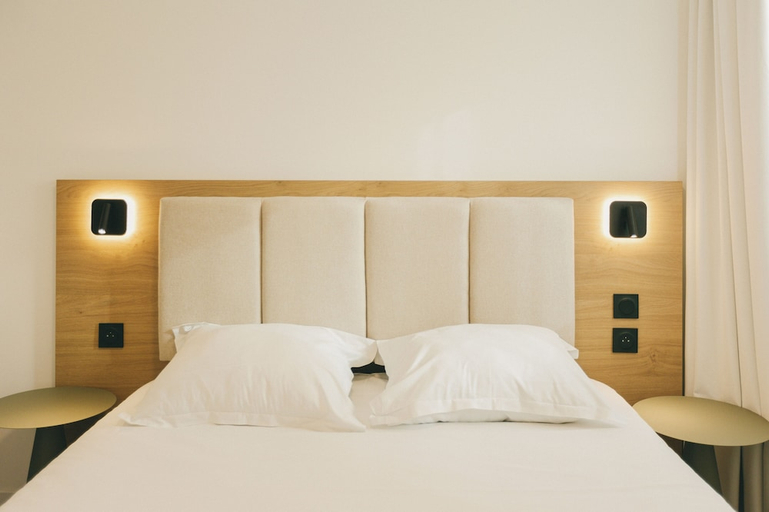Bedroom 3, Miranove, Hérault