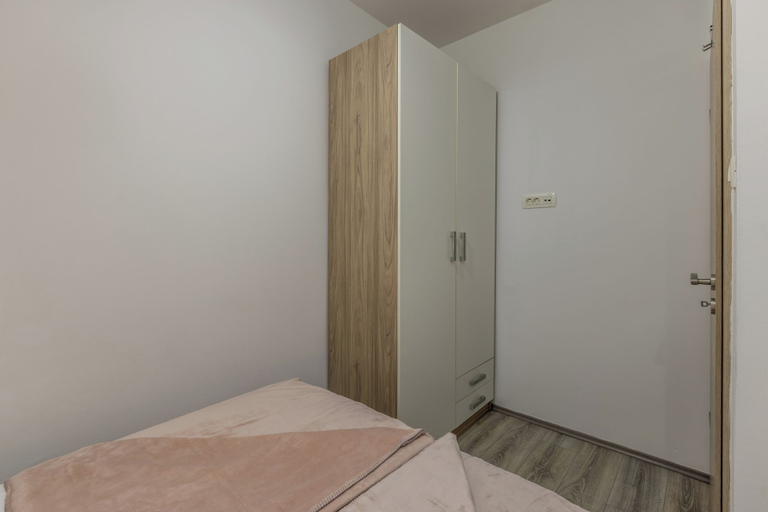 Room 2, Rećina, Studio apartment near Žnjan Beach, Split