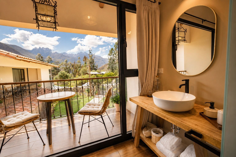 Bathroom 3, Sierra Sacred Valley, Urubamba