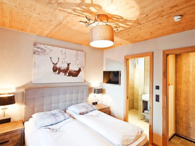 Room, Alpine Retreat With Scenic Balcony, Zell am See