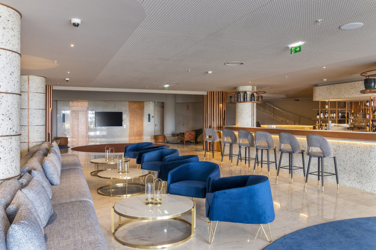 Food & Drinks 5, NEXT by Savoy Signature, Funchal