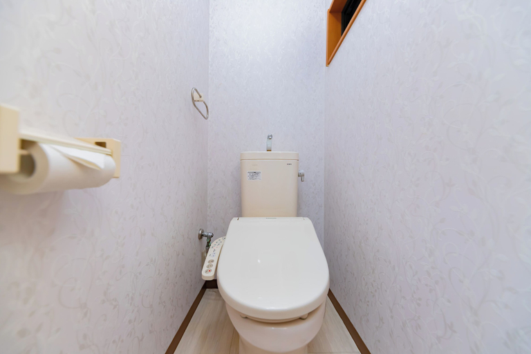 Bathroom 3, Fukujutei, Osaka