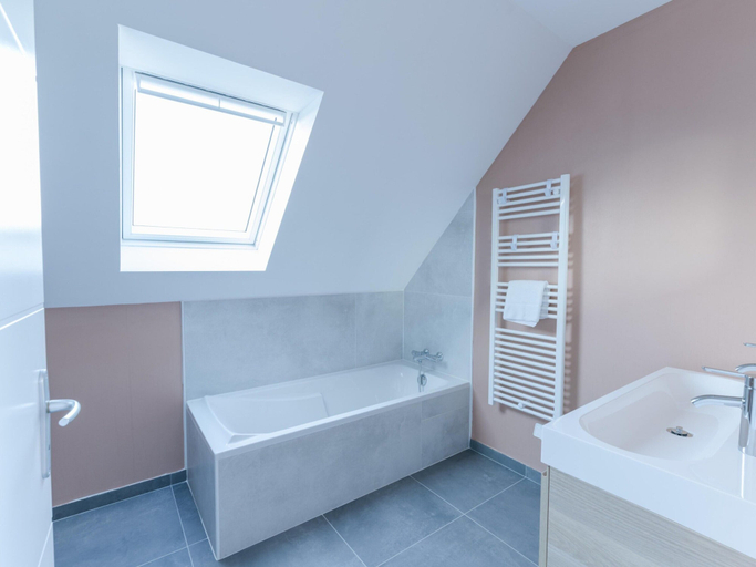 Bathroom 4, House in Saint-pabu Near Stunning Beaches, Finistère