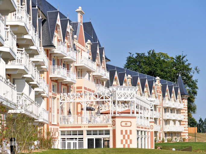Exterior 2, Relaxing Wellness Getaway in Bagnoles, Orne